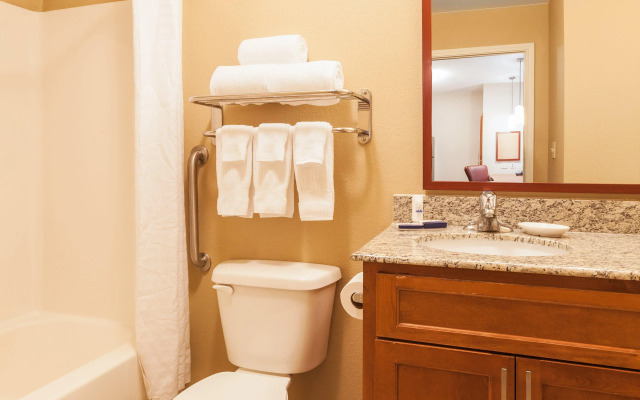 Candlewood Suites Houston I-10 East by IHG