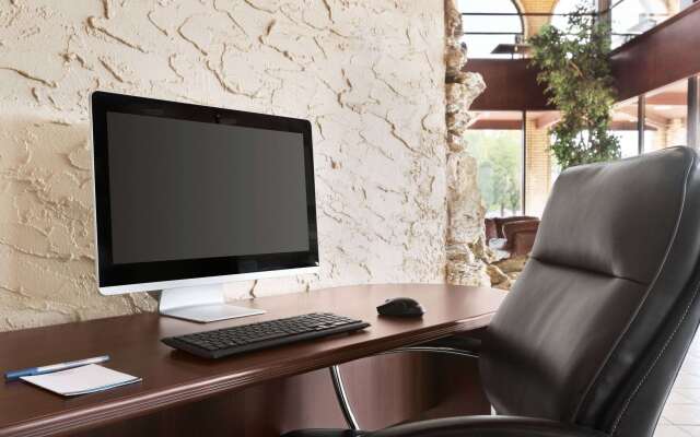 Baymont Inn and Suites Medicine Hat