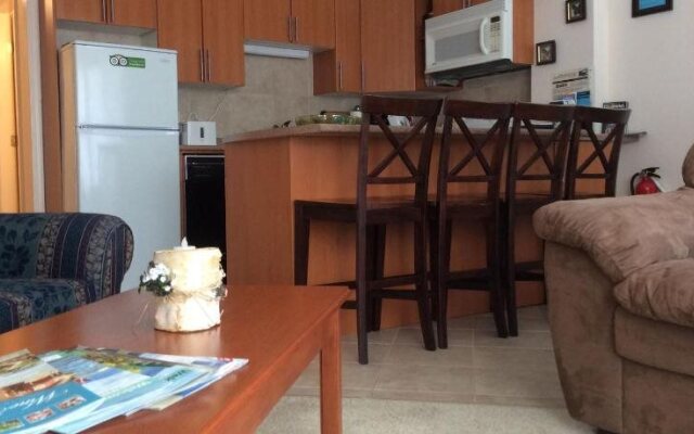 Peachland Lakeview Vacation Suite