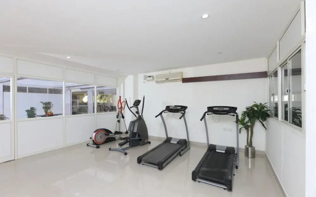 OYO 20007 SilverKey Thoraipakkam