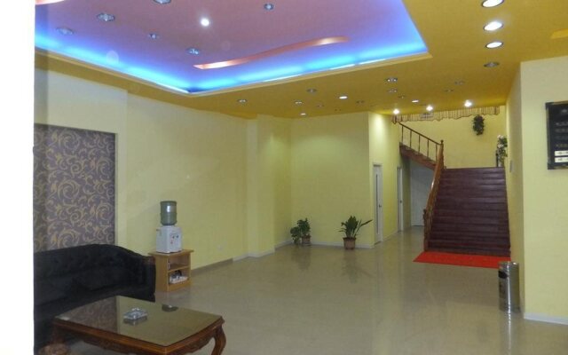 Qingdao Pianyiju Liansuo Hotel