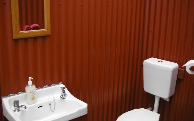 Te Nikau Retreat - Hostel