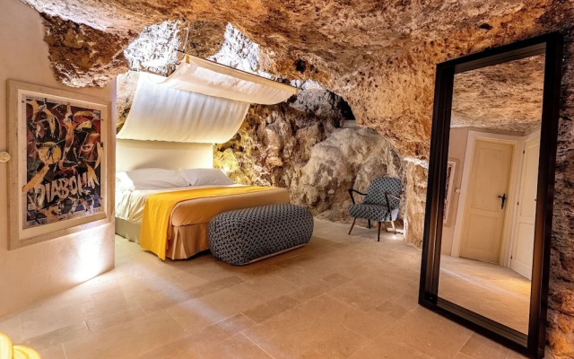 Charming Nest with Terrace by Wonderful Italy