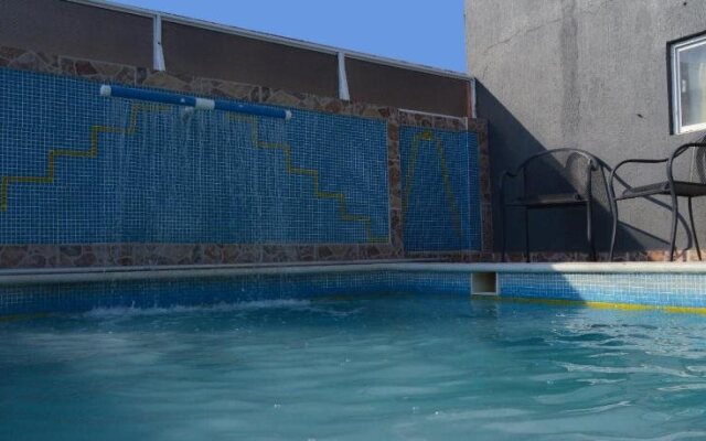 Hotel Y Suites Bausan