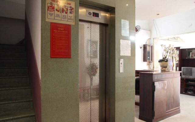 Ngan Long Hotel