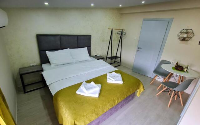 Studio Apartments Bulevar