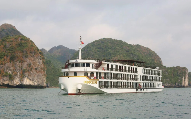 Indochine Cruise Lan Ha Bay