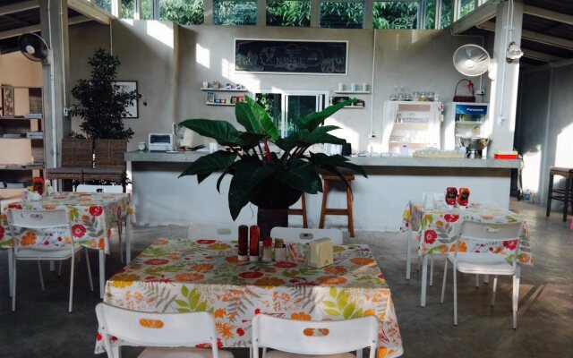 Jardin de Mangue Pakchong