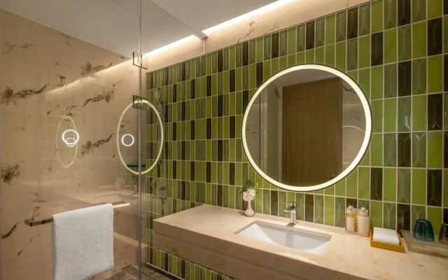 Holiday Inn  & Suites Qingdao Jinshui by IHG