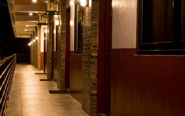 Dreamland Residences Hotel