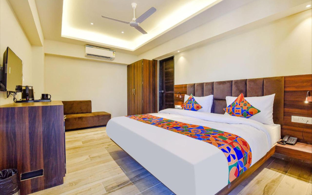 Fabhotel Prime Pink City Park