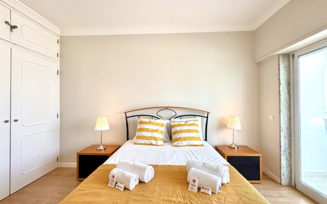 Quarteira Central Beach 5 by Homing