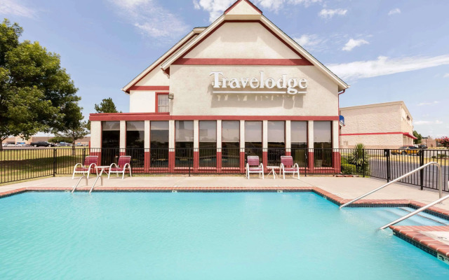 Travelodge Inn & Suites by Wyndham Norman