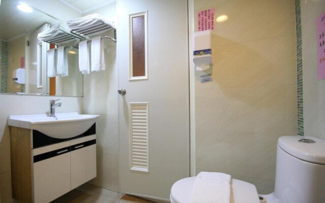 Sky 1 Hotel