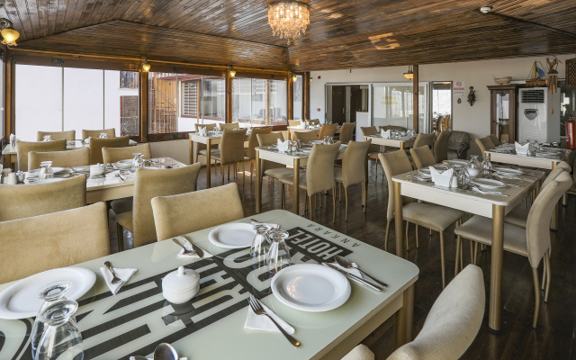 Hotel Ankatra