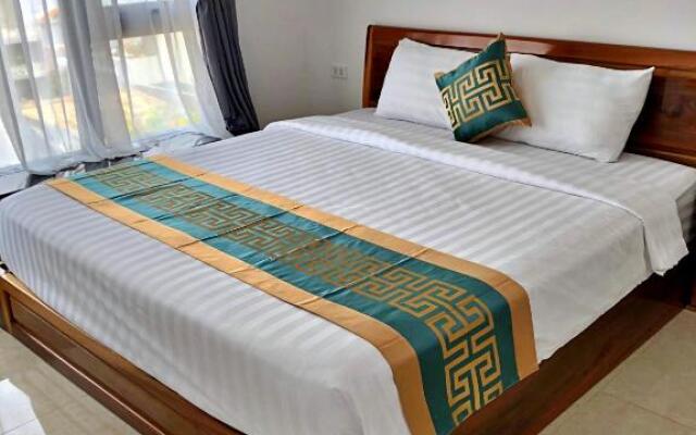 Dac Tin Luxury Hotel