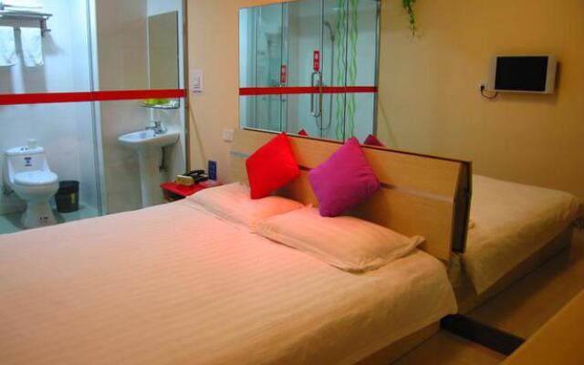 Stars 99 Motel Wujiaochang Branch