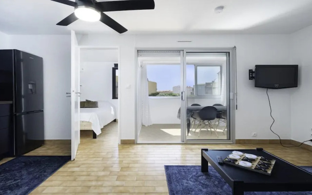 Escape Near the Beach in Agde