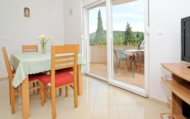 Apartments Vidov by the beach