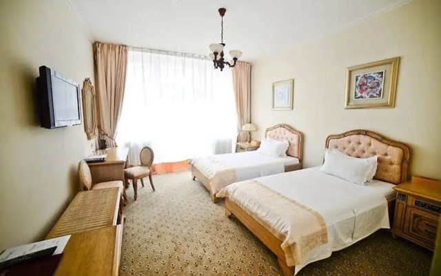 Visak Hotel