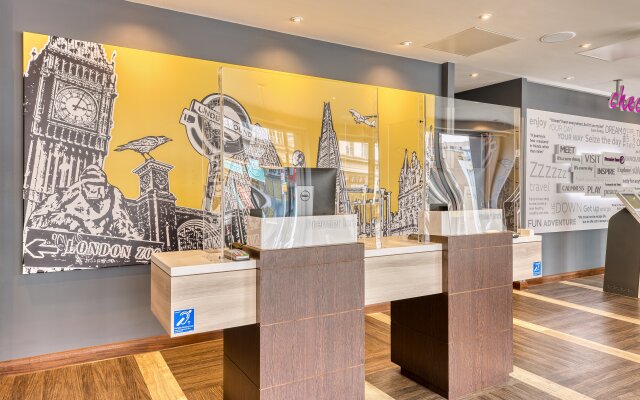 Premier Inn London Hammersmith (Shepherds Bush Road)