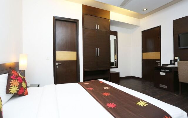 OYO Premium DLF III