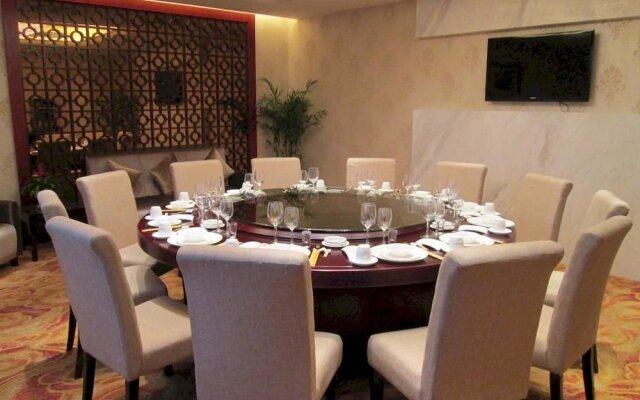 James Joyce Coffetel Nanchang Railway Station Wanguo International