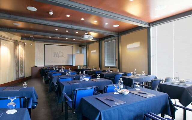 B&B HOTEL Imperia Rossini al Teatro