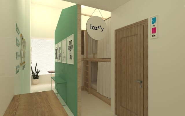 Saigon Lazzzy Hostel