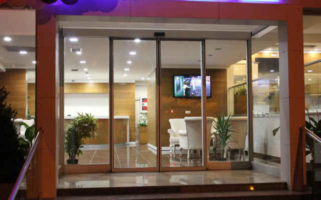 Cebeciler Otel
