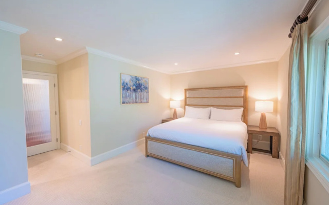 Luxury living with Spa &Pool near Disney