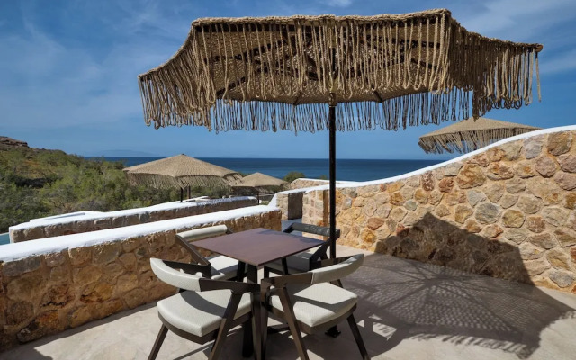 Aelia Luxury Suites Santorini