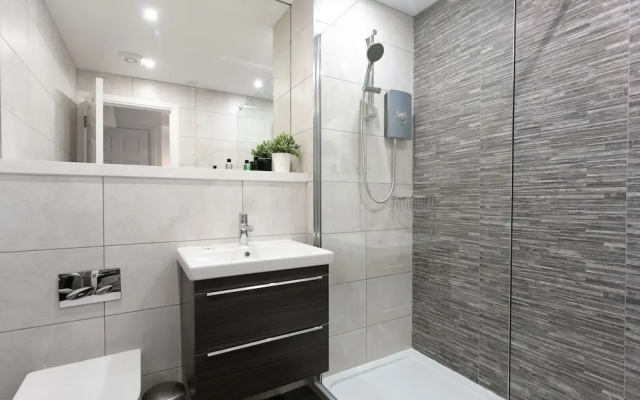 Forbes Retreat - Donnini Apartments