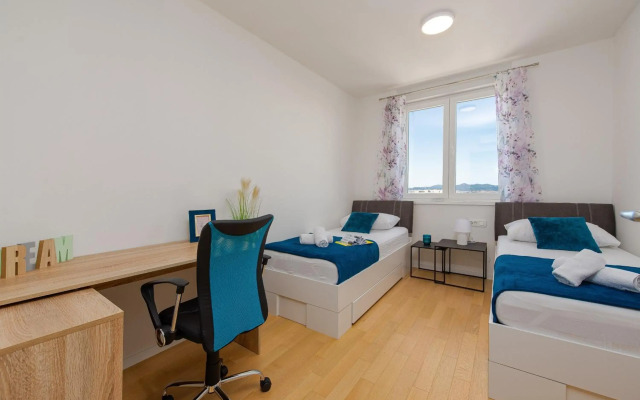 Stella Maris **** balcony, sea view, garage, BBQ