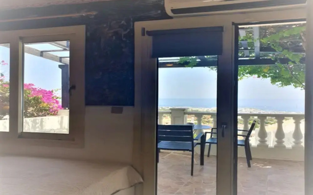Entire Villa Full View 3 Bedrooms 3 Bathrooms 3 Kitchens