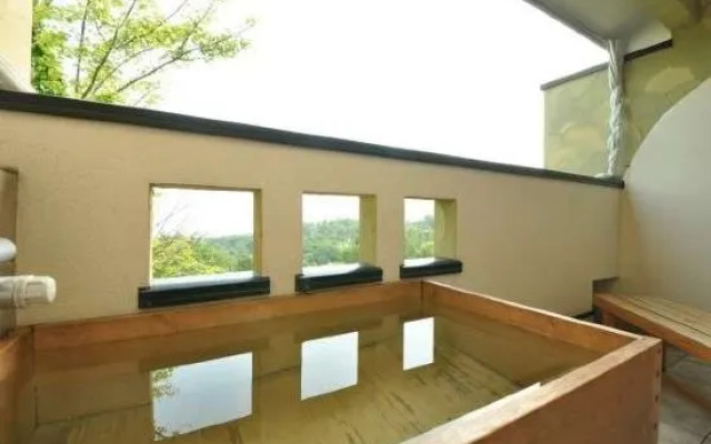 Tsukiyado Luck Hotel