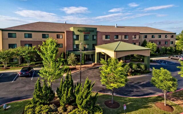 Courtyard by Marriott Memphis Southaven