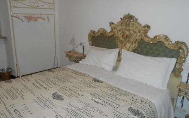 La Maison Des Artistes