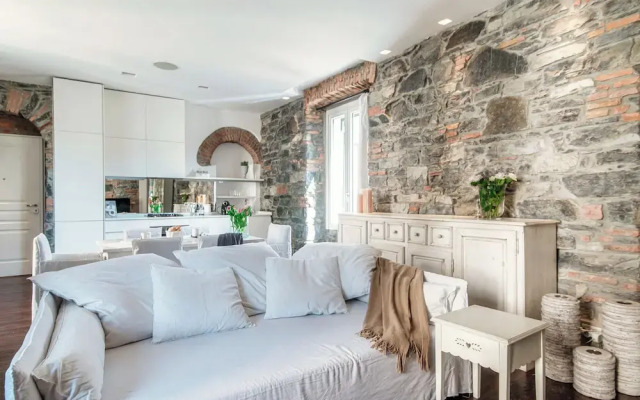Stunning Central Como apt by JOIVY