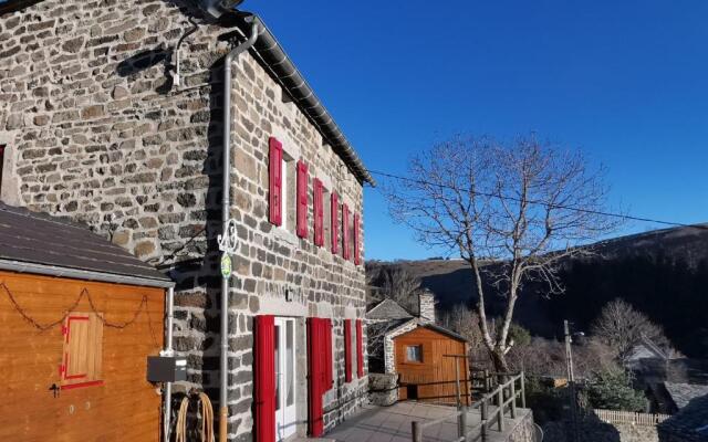 Gîte Les Estables, 4 pièces, 6 personnes - FR-1-582-143