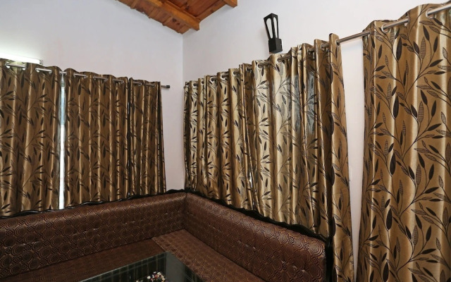 OYO Home 12326 Penthouse 2BHK