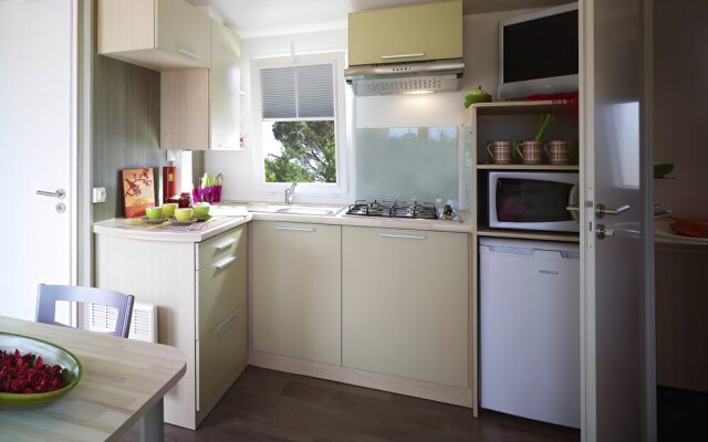 Camping Residentiel La Pinède