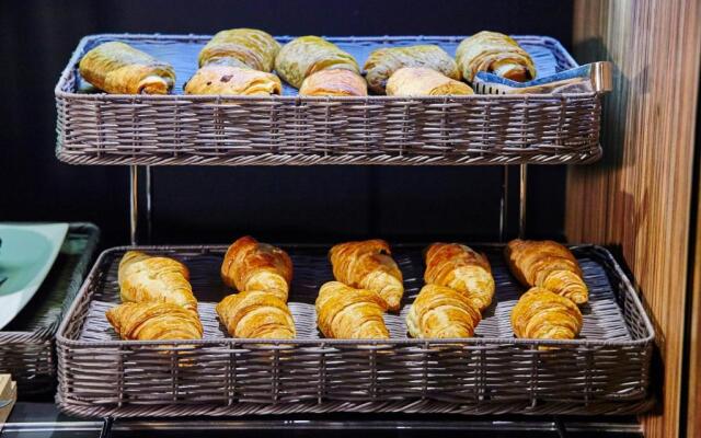 Kyriad Clermont Ferrand Nord - Riom