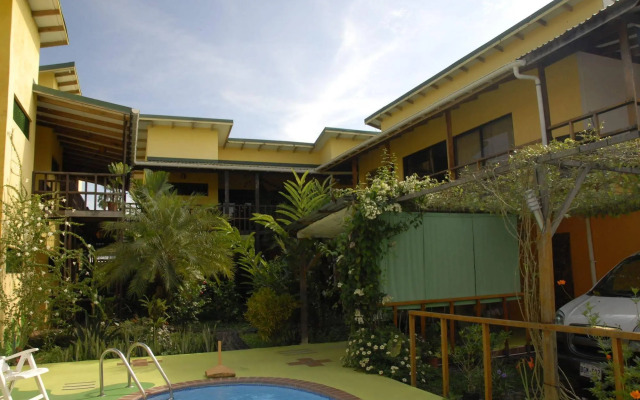 Hotel La Casa de las Flores Cahuita