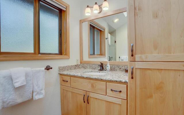 7 Cedar-Forest Views-3BR/2BA