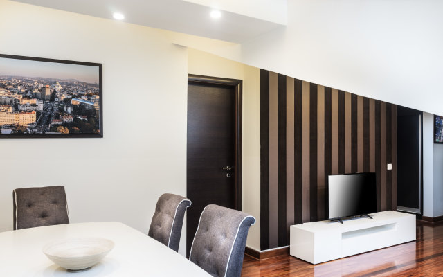 Feel Belgrade Aparthotel