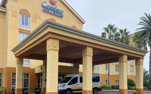 Comfort Inn & Suites Orlando North