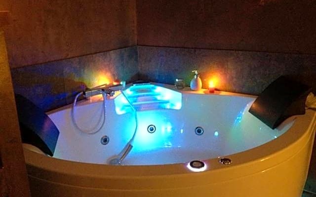 Bulle de tendresse en Provence - Parking Piscine & Jaccuzzi - Peypin