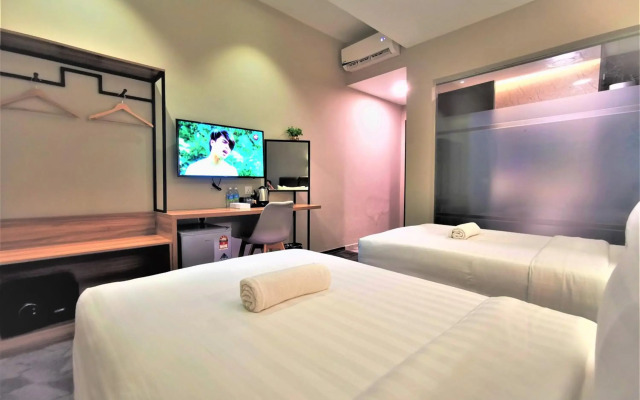 Prestigo Hotel