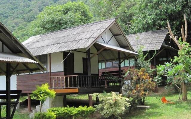 Pooltrap Village Bungalow